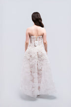ESCENA I. The Bride