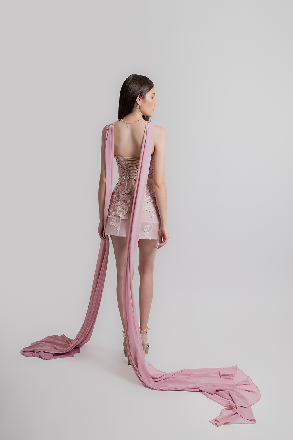 ESCENA IV. Vestido Florecer
